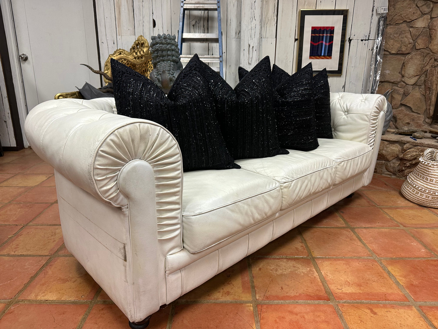 White Vintage Chesterfield Sofas